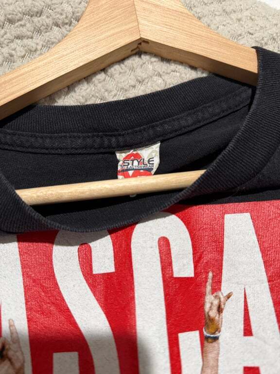 Rascal Flatts T-Shirt 2015 Riot Tour Concert Sz XL