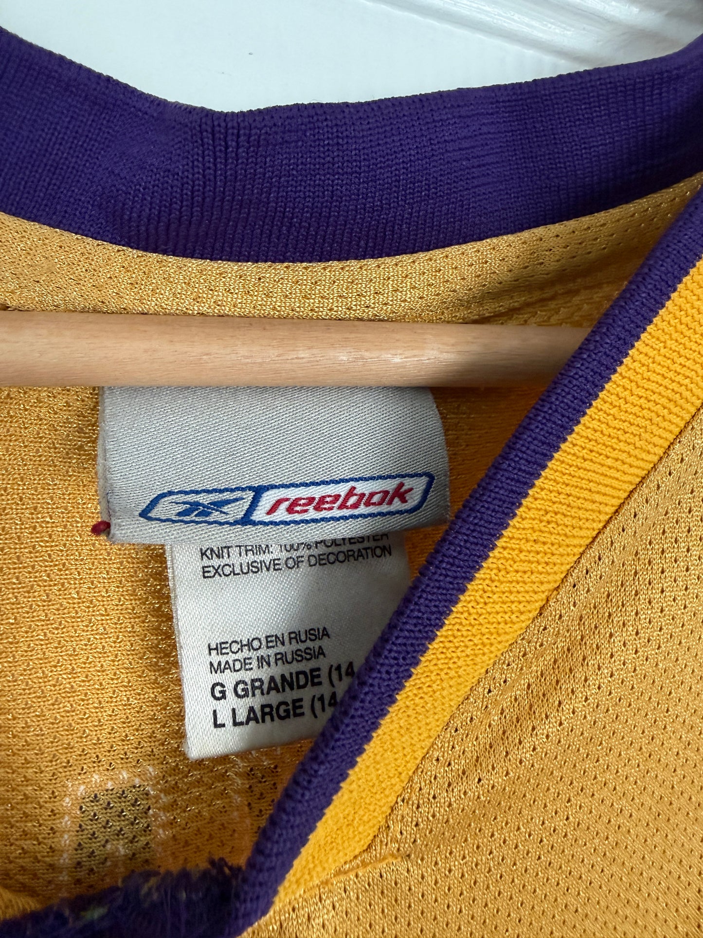 Vintage Reebok Kobe Bryant #8 Lakers Jersey Gold Kids L